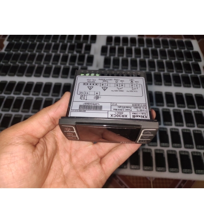Đồng Hồ Dixel Hiển Thị Nhiệt Độ Tủ - Bàn Mát Berjaya